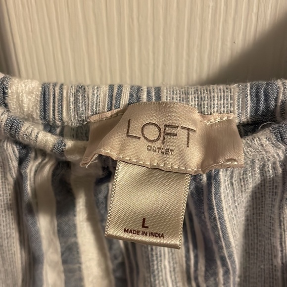 Loft Top - Picture 2 of 2